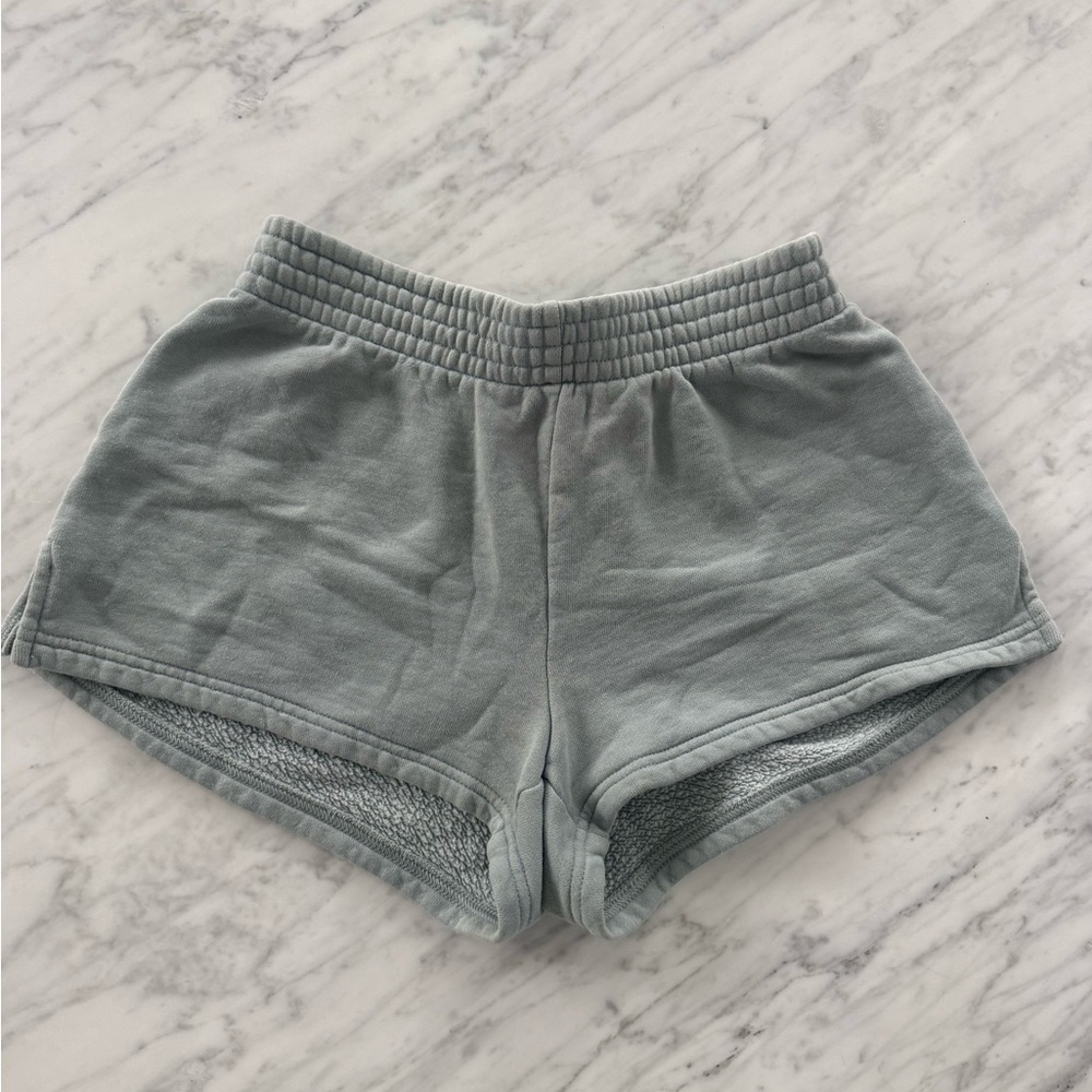 Aritzia sweatfleece TNA Women's Athletic Heather Gray Sweat Shorts